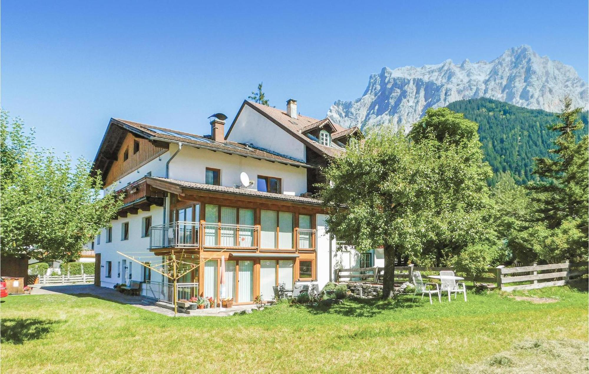 Helle Ferienwohnung In Ehrwald Exterior foto